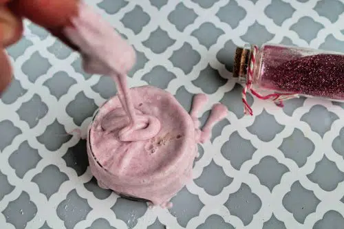 Valentine's Day slime: step 5